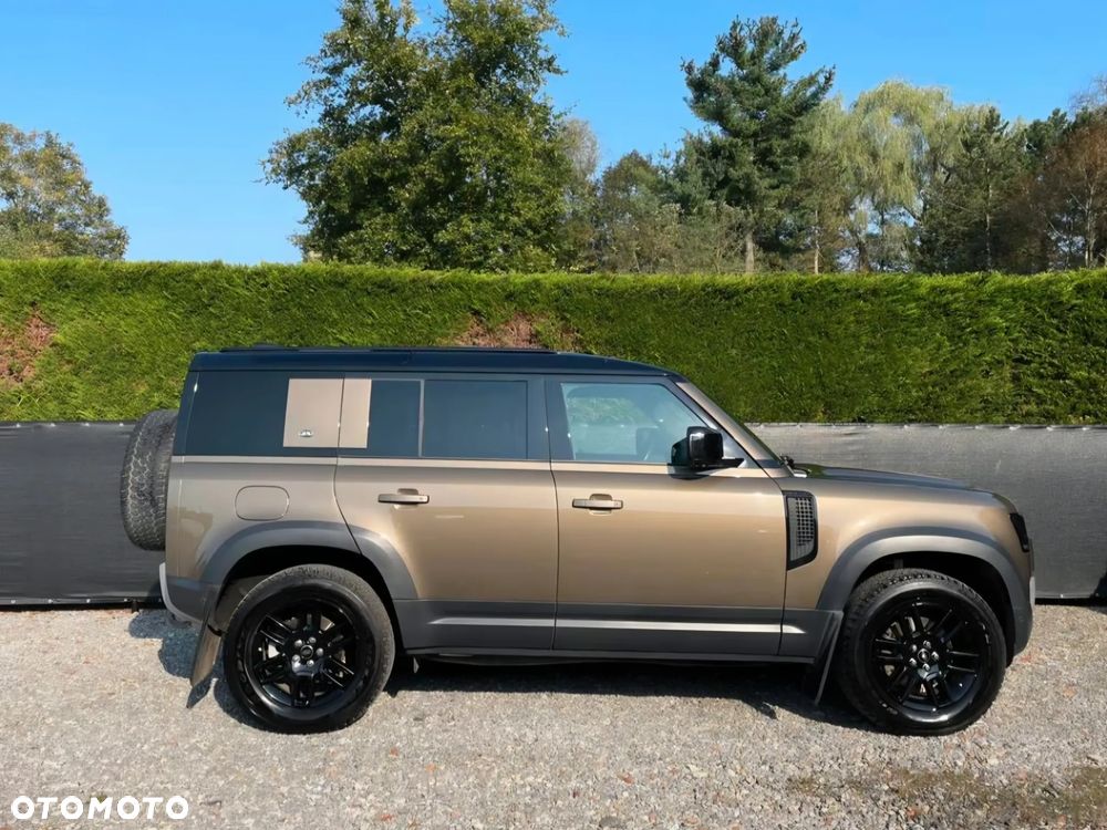 Land Rover Defender - 18