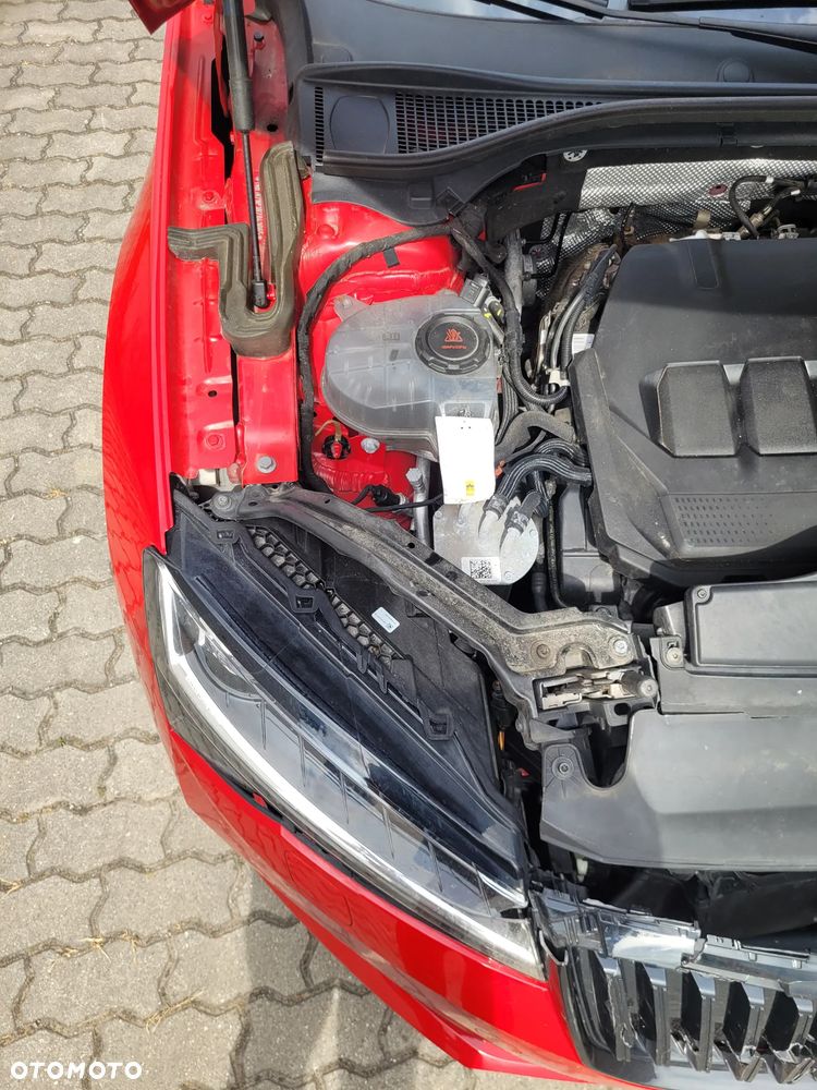 Skoda Superb 2.0 TDI DSG Sportline - 33