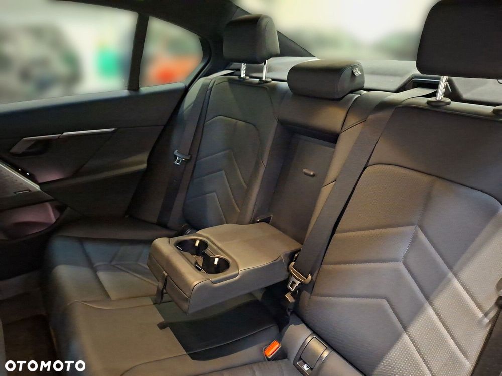BMW Seria 5 - 18