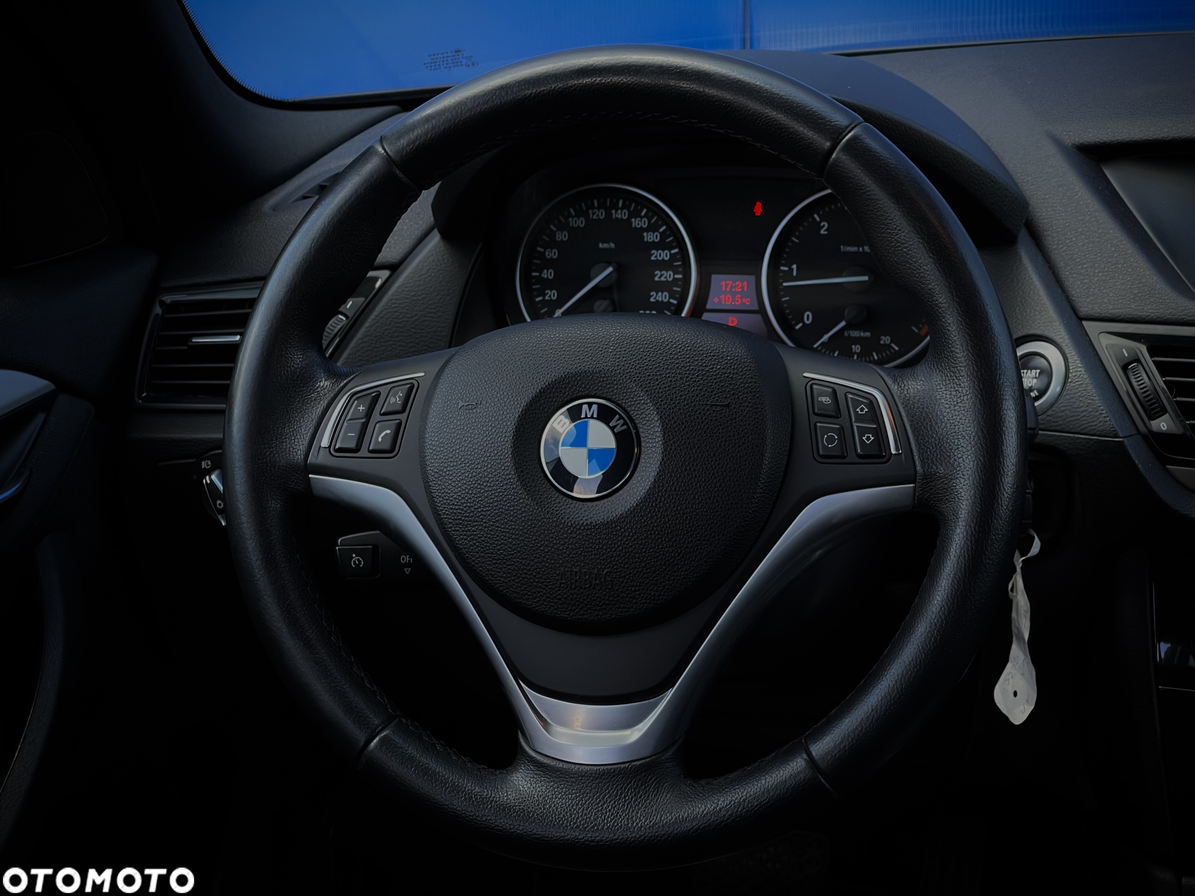 BMW X1 xDrive20d Sport Line - 12