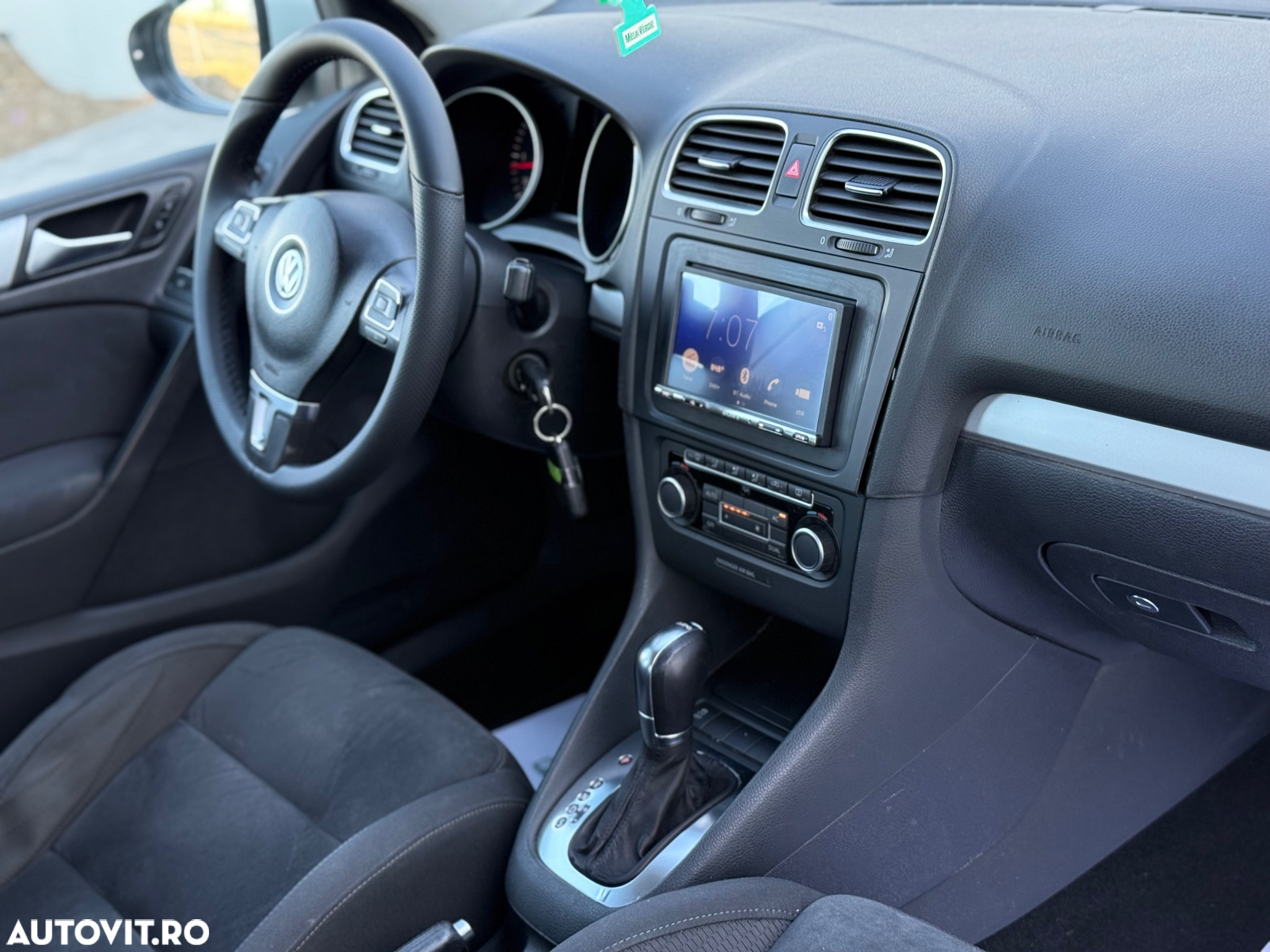 Volkswagen Golf 1.6 TDI BlueMotion Technology DPF Highline DSG - 6