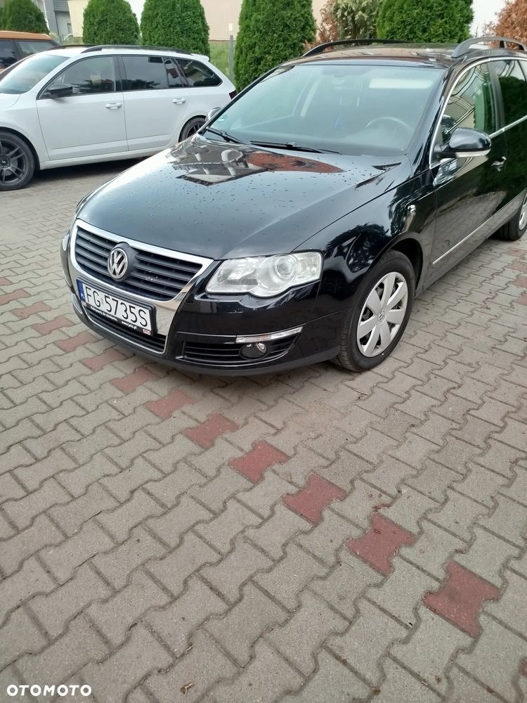 Volkswagen Passat 2.0 TDI Comfortline - 16