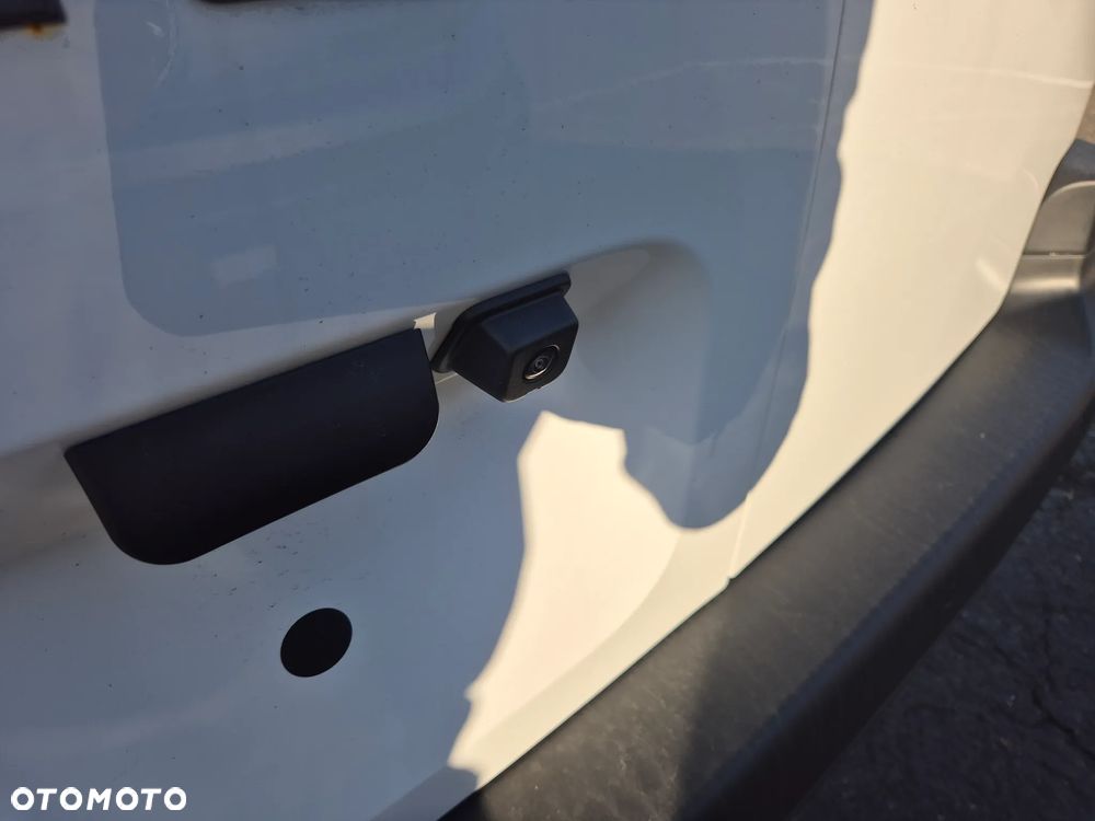 Peugeot Partner Furgon Long 950k 1.5 HDi 130KM EAT8 AUTOMAT !! OD RĘKI !! - 15