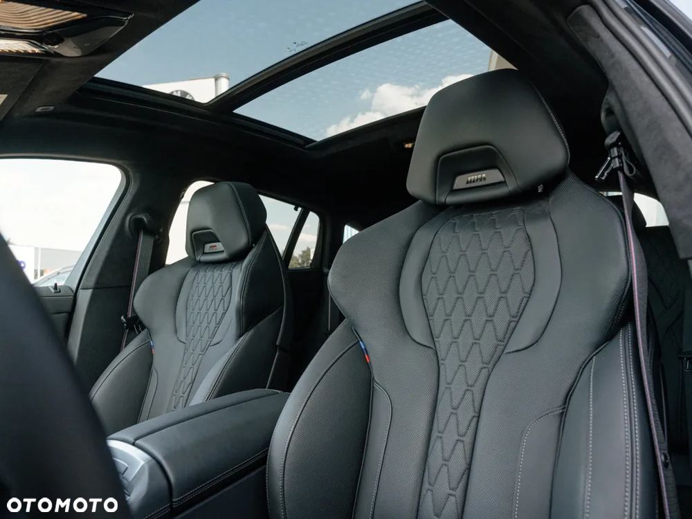 BMW X6 M60i mHEV sport - 11