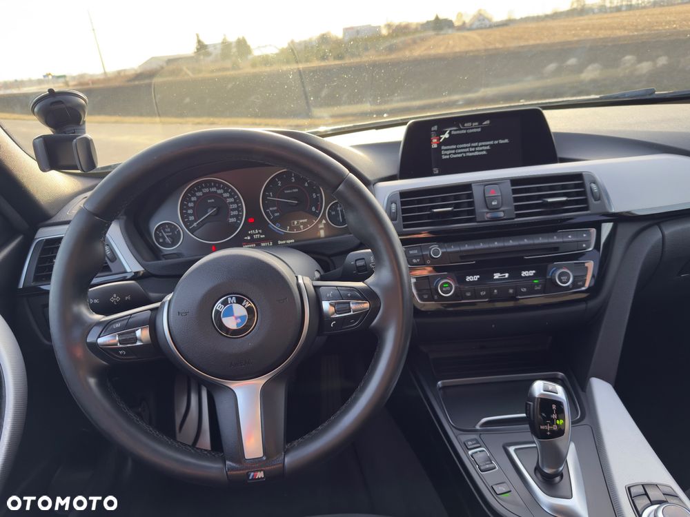 BMW Seria 3 318d Edition M Sport Shadow - 21