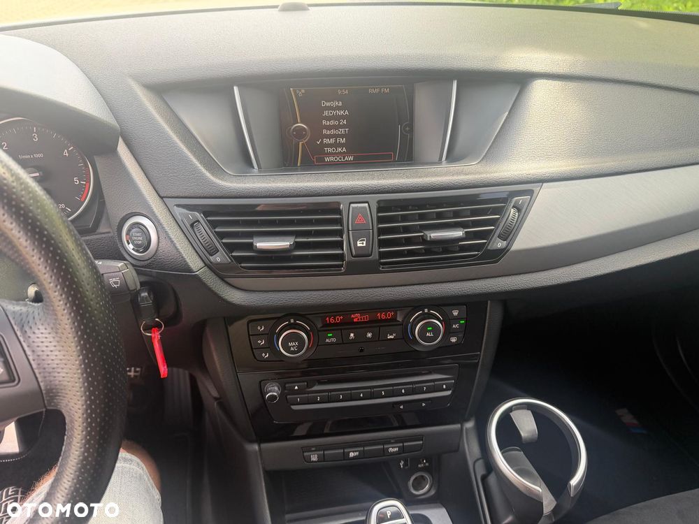 BMW X1 sDrive18d Sport Line - 15