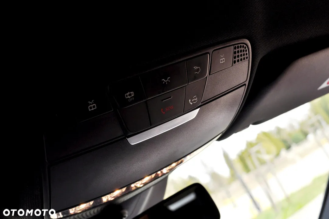 Mercedes-Benz Klasa E 200 T 9G-TRONIC AMG Line - 29