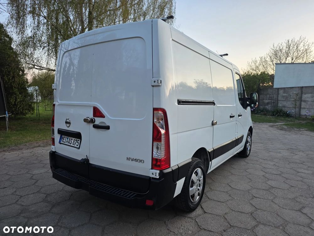 Nissan NV400 - 28