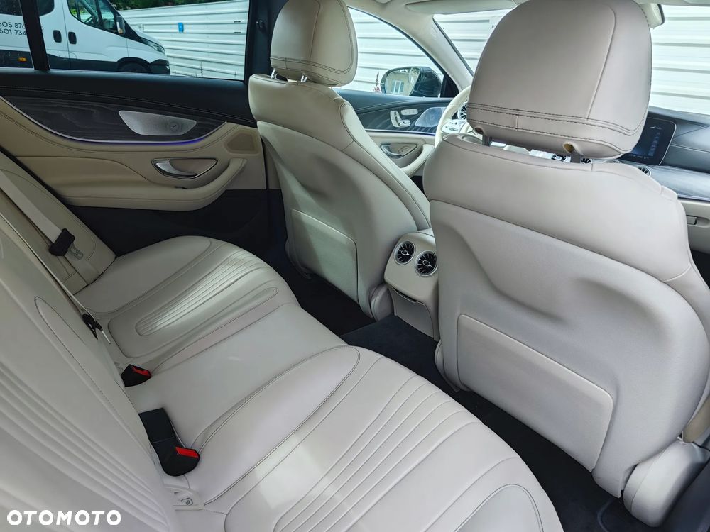 Mercedes-Benz CLS - 15