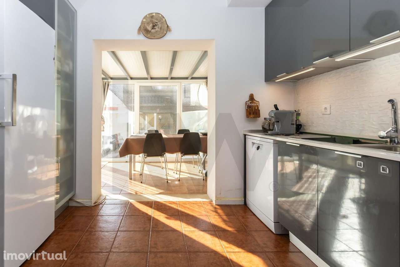 Moradia T4 na Moita – Zona do Palheirão | Excelente Exposição Solar - Grande imagem: 3/59