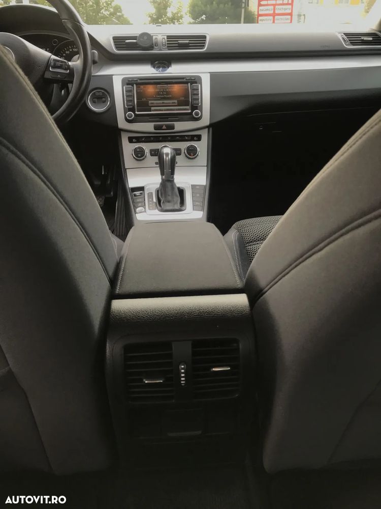 Volkswagen Passat CC 2.0 TDI DSG Exclusive - 11