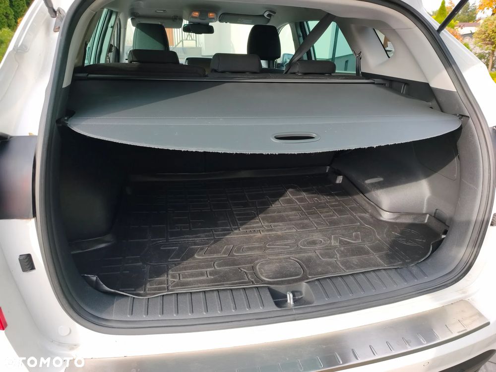 Hyundai Tucson 1.6 GDI BlueDrive Design 2WD - 21