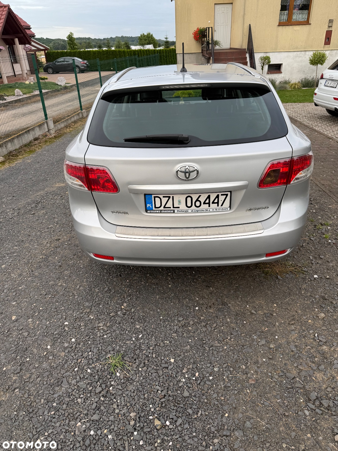 Toyota Avensis Combi 1.8 Sol - 2