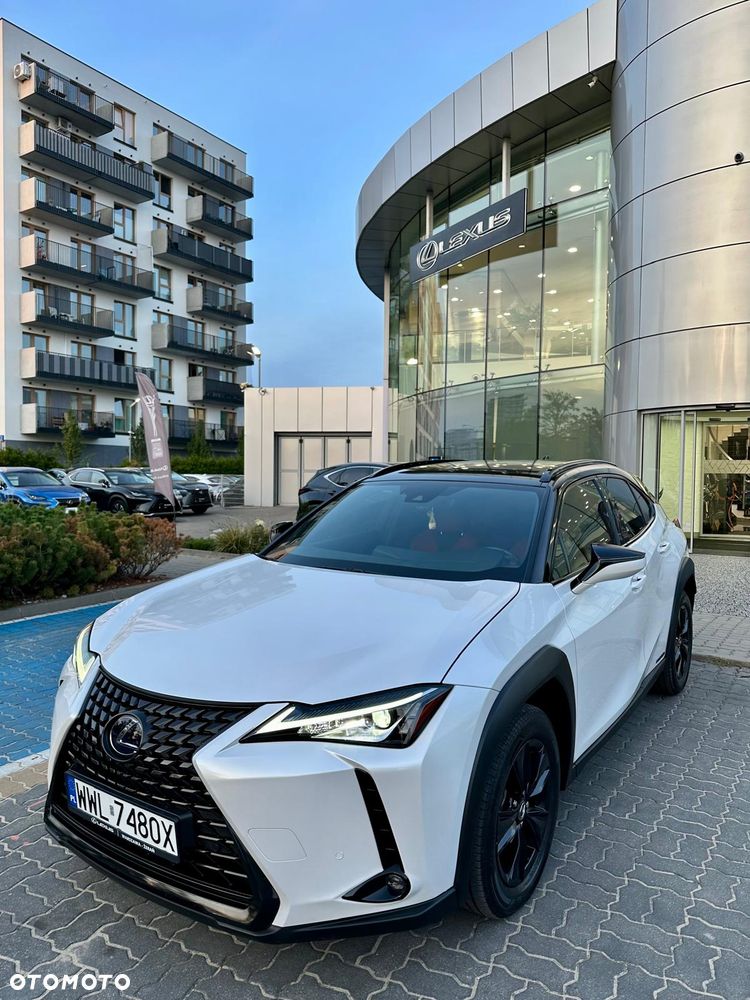 Lexus UX 250h - 3
