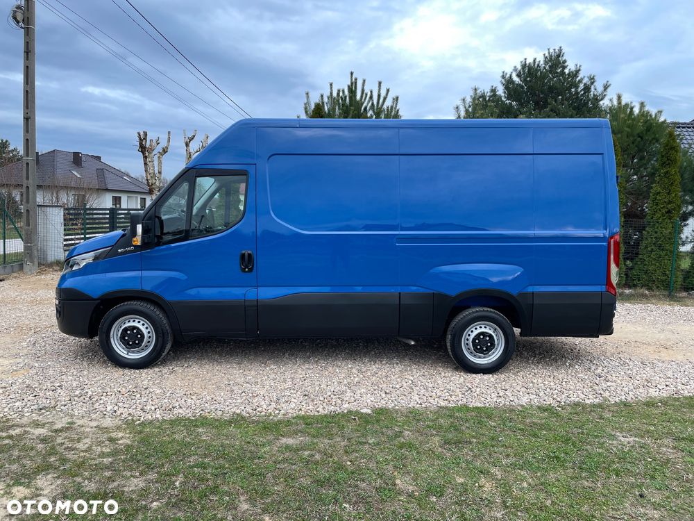 Iveco Daily - 12