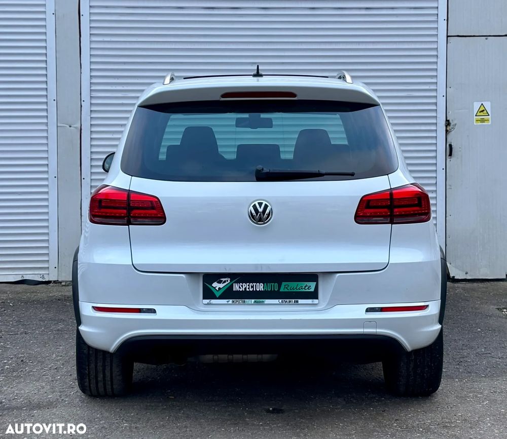 Volkswagen Tiguan - 12