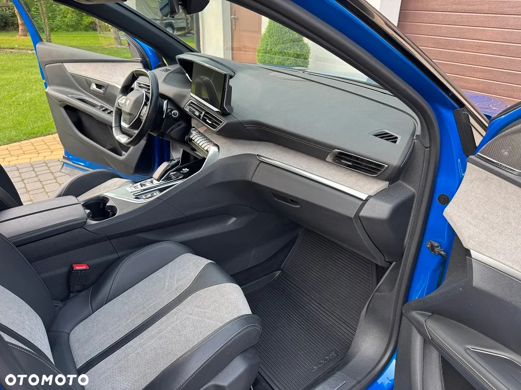 Peugeot 3008 Plug-In Hybrid 225 e-EAT8 GT - 23