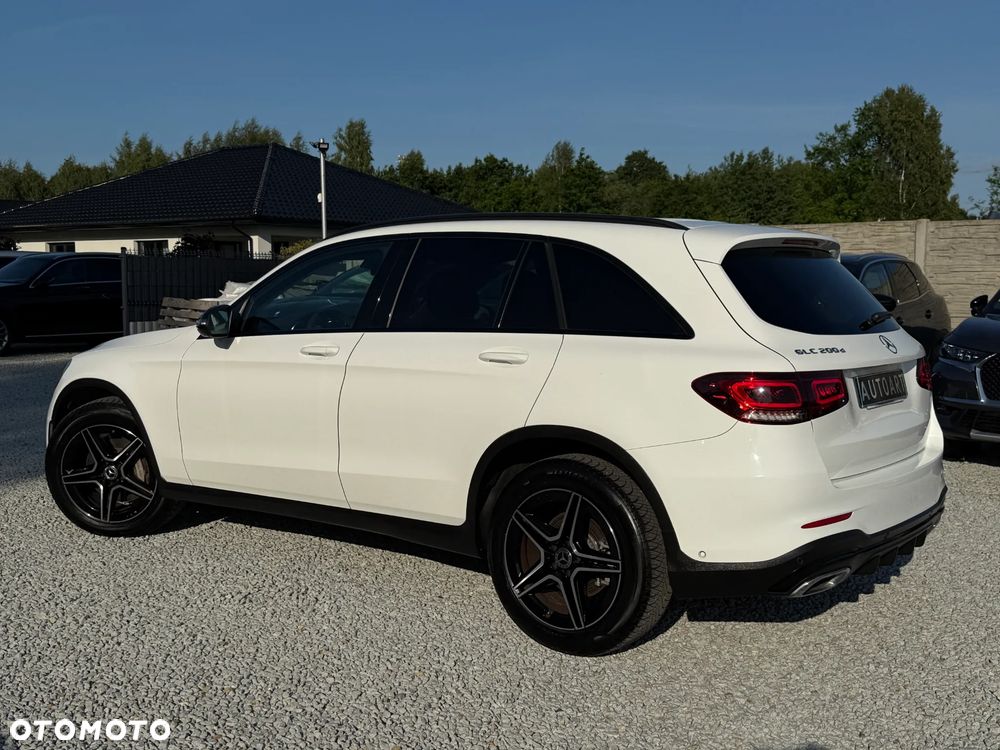 Mercedes-Benz GLC 200 d 4Matic 9G-TRONIC AMG Line - 8