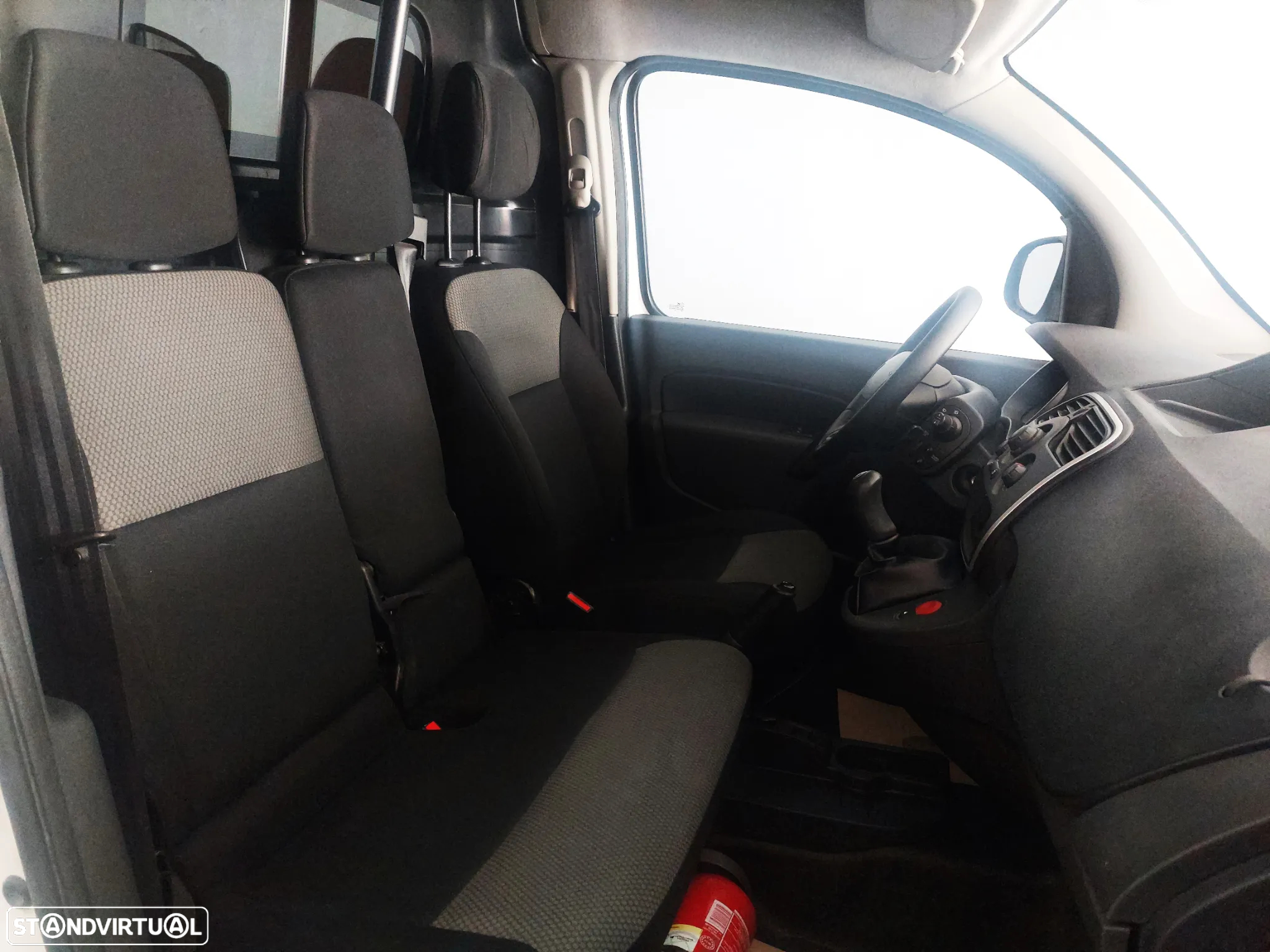 Renault Kangoo Maxi 3 Lug - 9