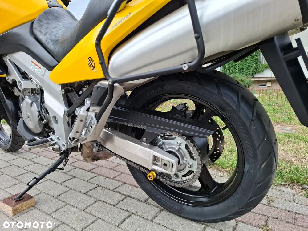 Suzuki V-STROM - 25