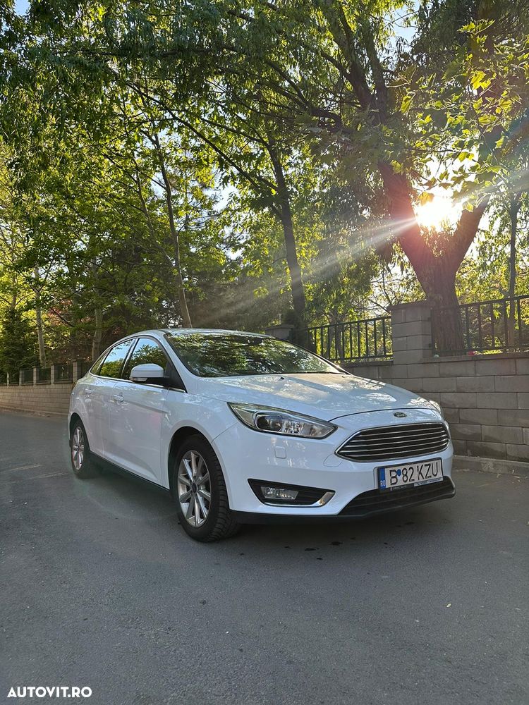 Ford Focus - 1