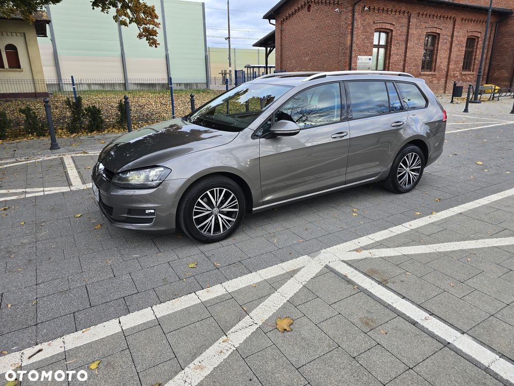 Volkswagen Golf 1.6 TDI BlueMotion Technology Allstar - 29