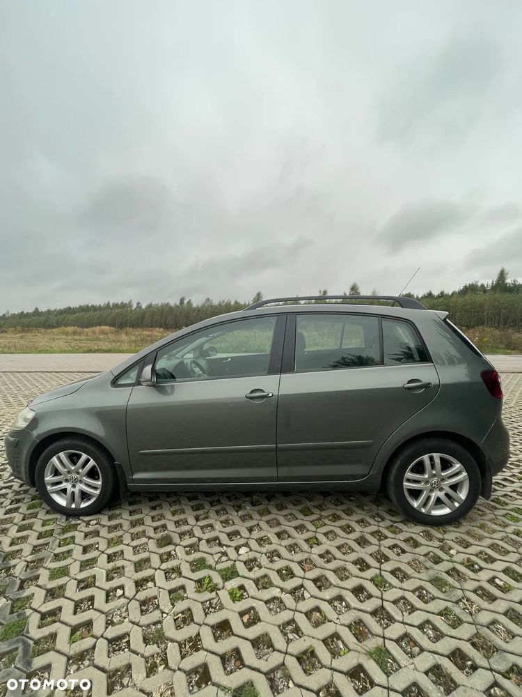 Volkswagen Golf Plus 2.0 TDI Comfortline - 5