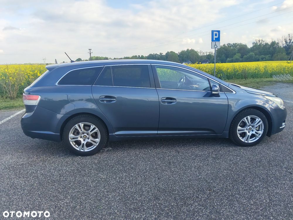 Toyota Avensis - 3