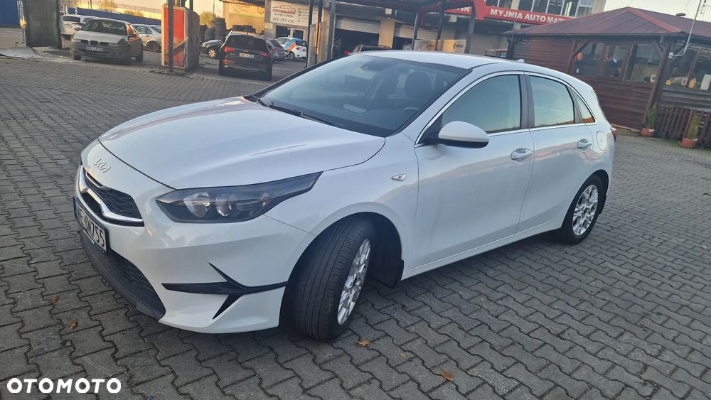 Kia Ceed 1.5 T-GDI M - 1