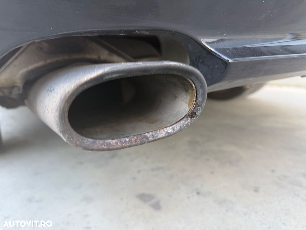 BMW Seria 3 320d DPF Aut. Edition Sport - 27