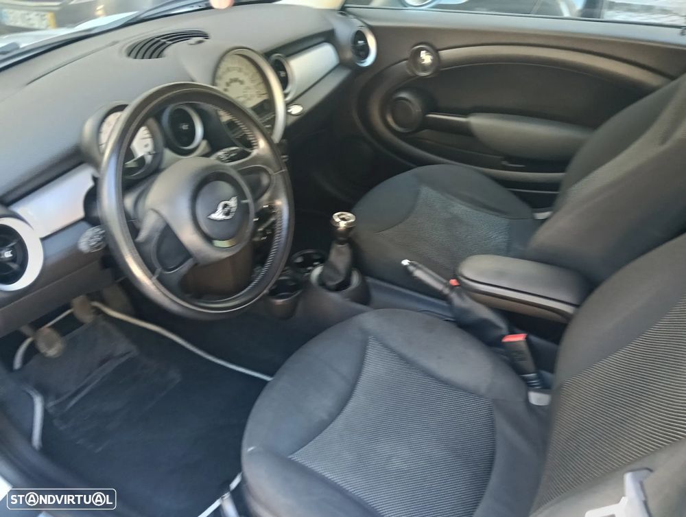 MINI Clubman One D - 19