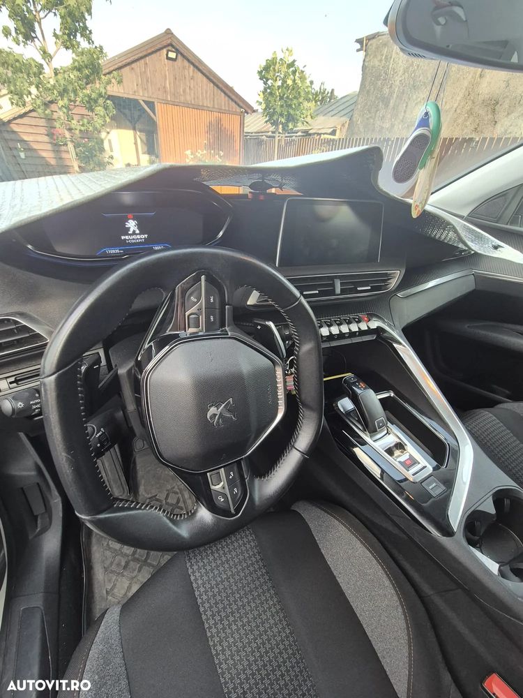 Peugeot 3008 1.5 BlueHDI 130 S&S EAT8 Allure - 13