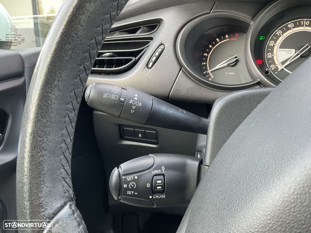 Citroën C3 1.2 PureTech Attraction - 34