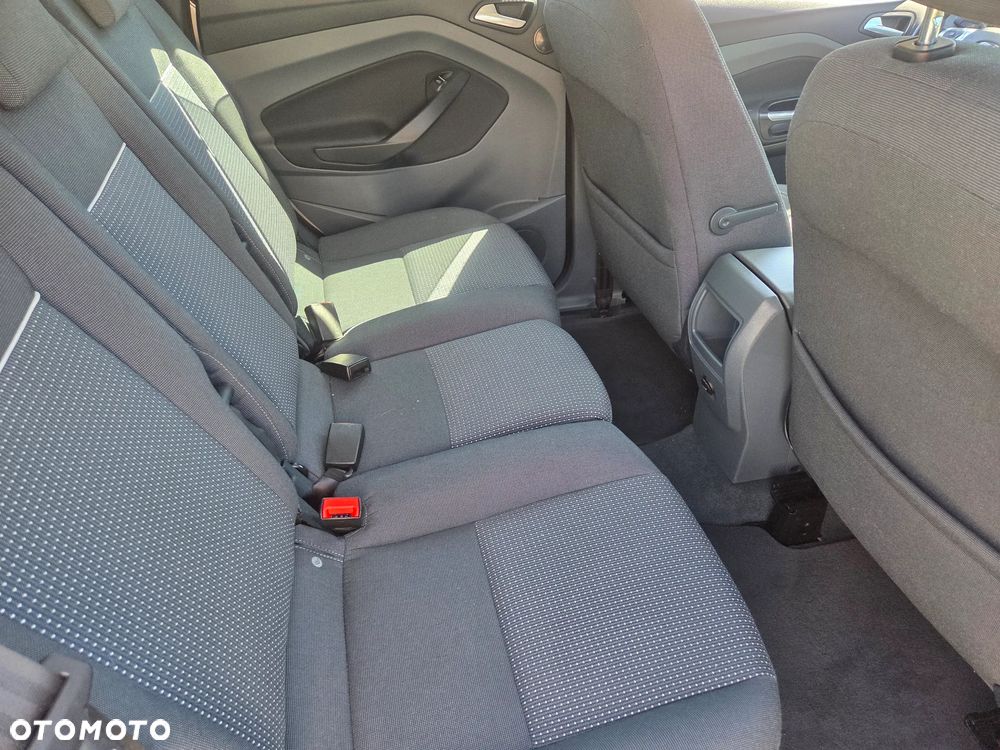 Ford C-MAX - 13