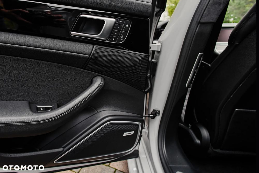 Porsche Panamera 4S E-Hybrid Sport Turismo - 19
