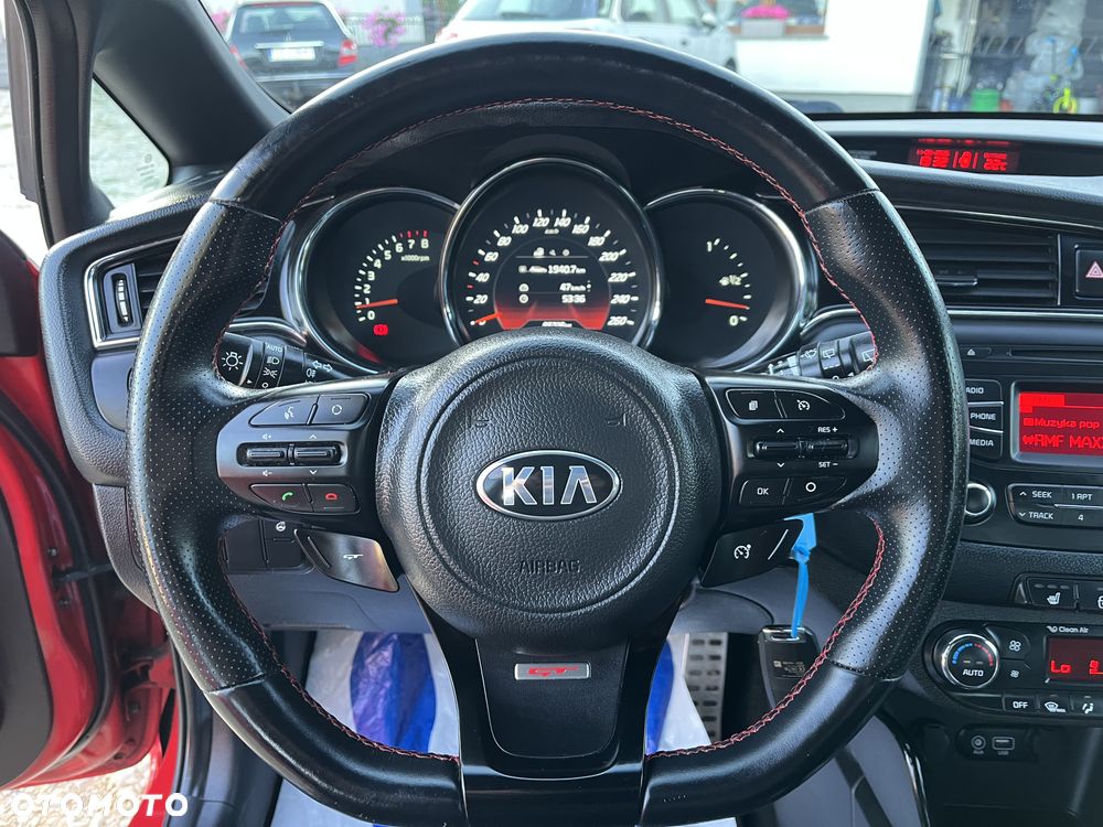 Kia Ceed 1.6 T-GDI GT - 16