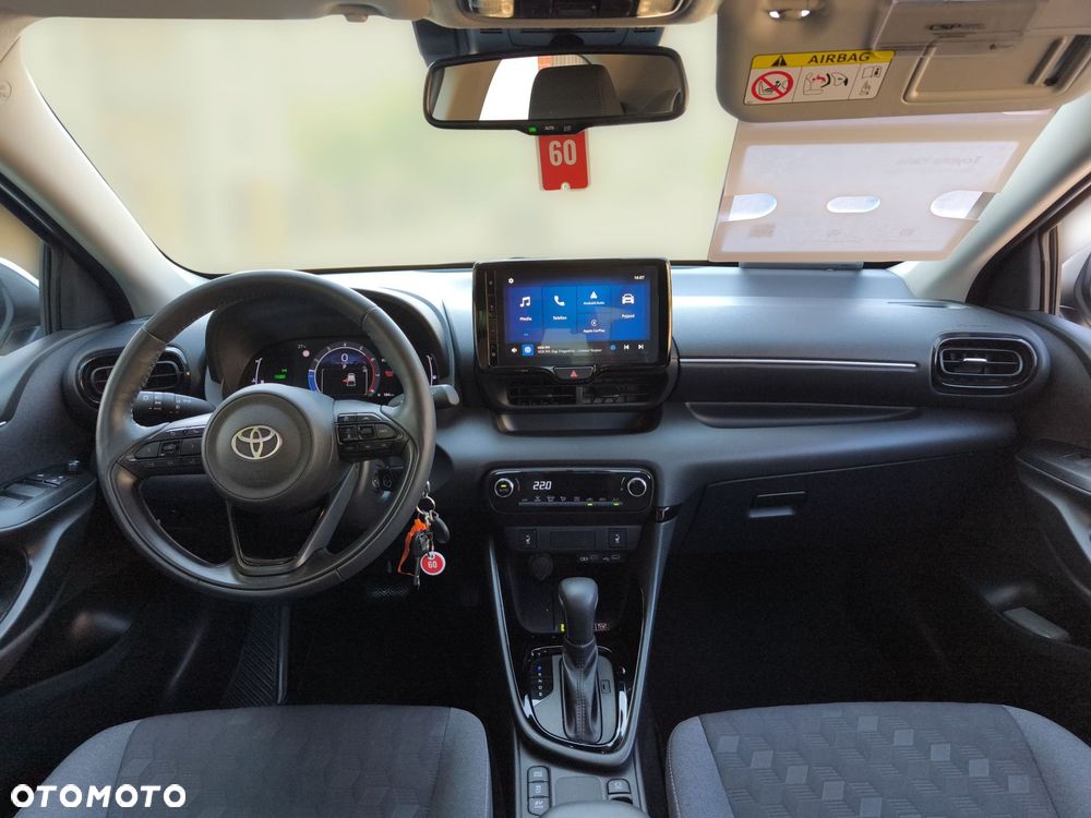 Toyota Yaris Hybrid 1.5 Style - 13