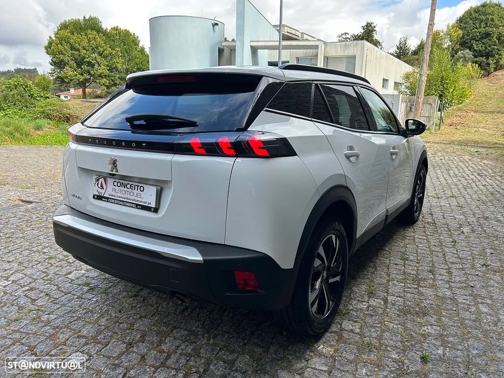 Peugeot 2008 1.2 PureTech Allure - 8