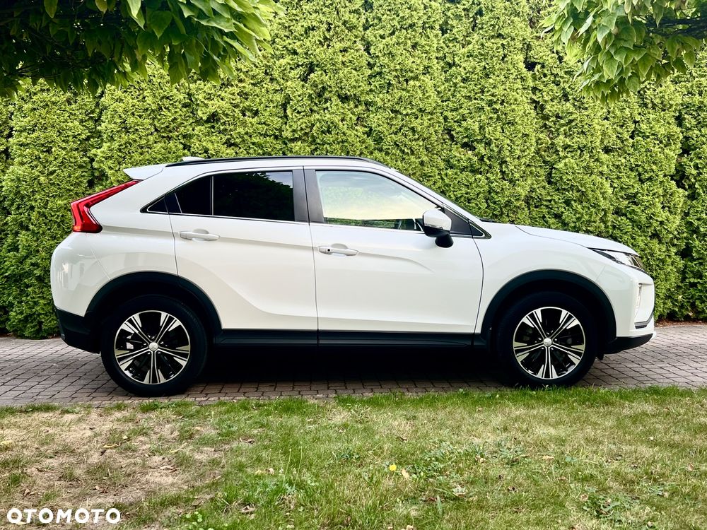Mitsubishi Eclipse Cross 1.5 T Invite Plus - 2