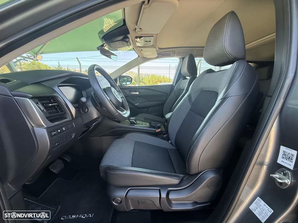 Nissan Qashqai 1.3 DIG-T N-Connecta 4x4 Xtronic - 9