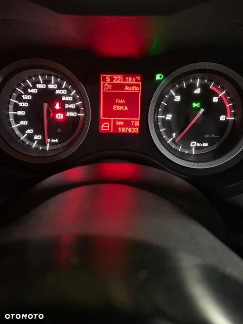 Alfa Romeo 159 1.9 JTDM 8V DPF - 13