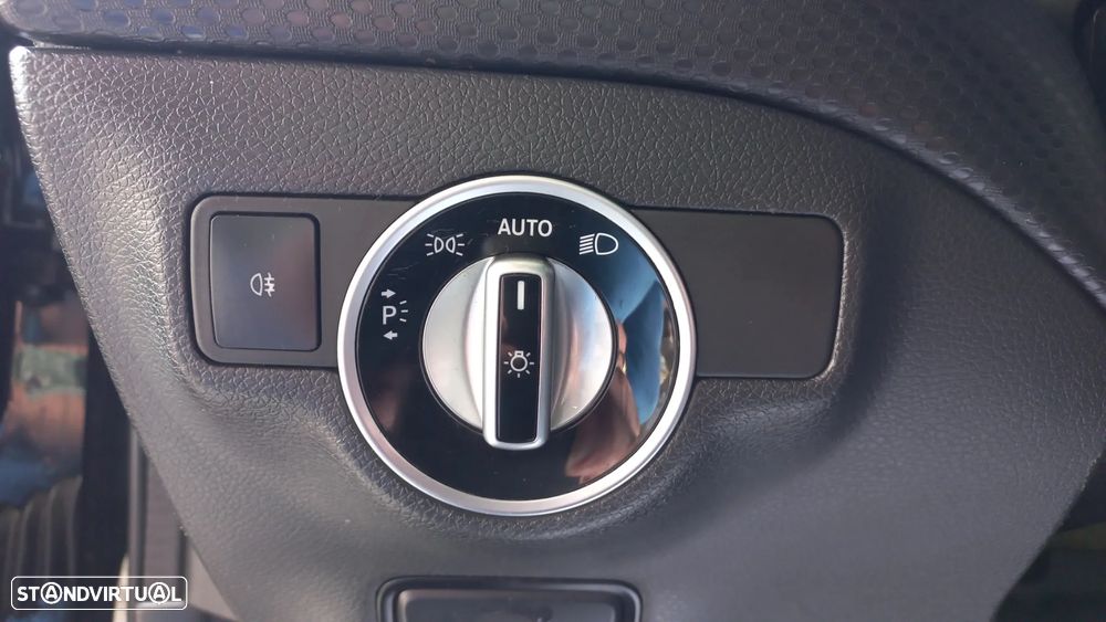 Mercedes-Benz A 180 d Urban - 14