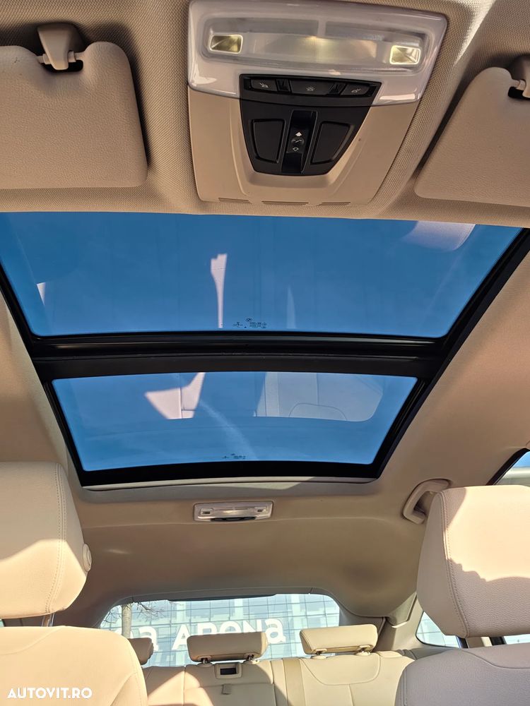 BMW Seria 3 320d - 12