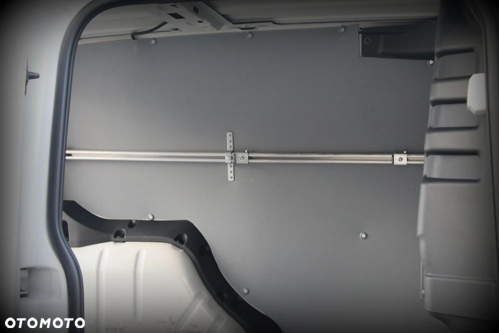 Volkswagen CADDY - 19