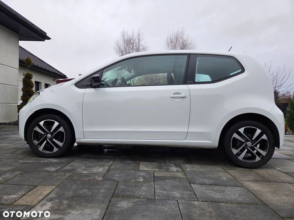 Volkswagen up! IQ.DRIVE - 2