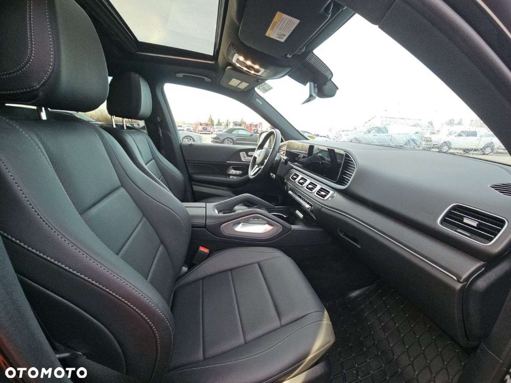 Mercedes-Benz GLE - 10