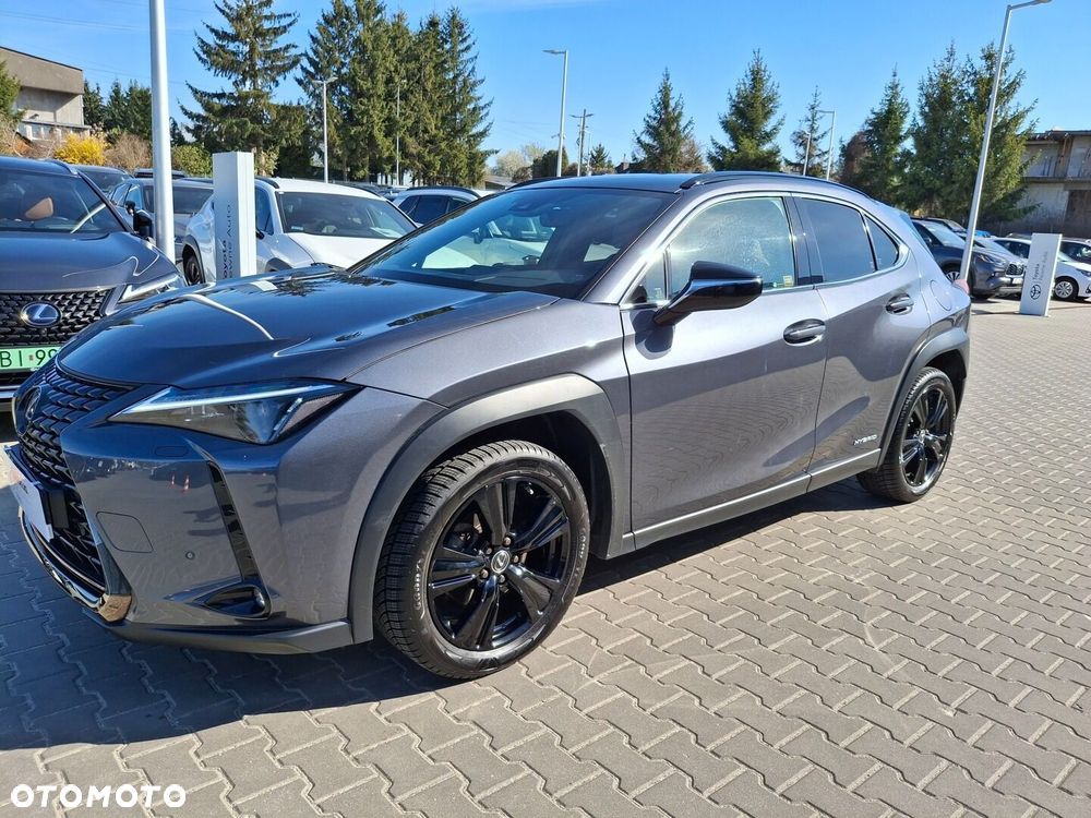 Lexus UX - 22
