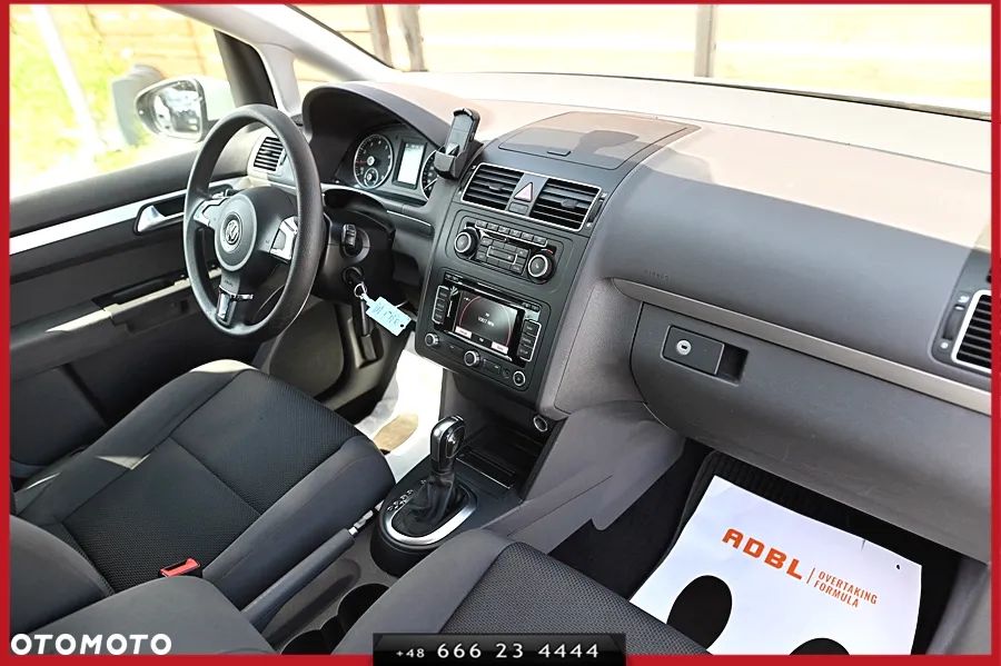 Volkswagen Touran 1.4 TSI Comfortline DSG - 17