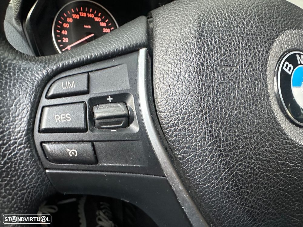 BMW 116 d EDynamics Advantage - 23