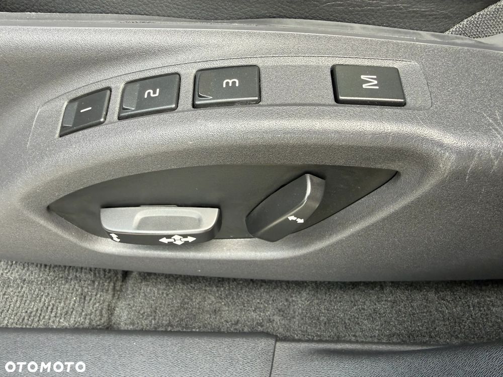 Volvo XC 60 D4 Geartronic Summum - 27